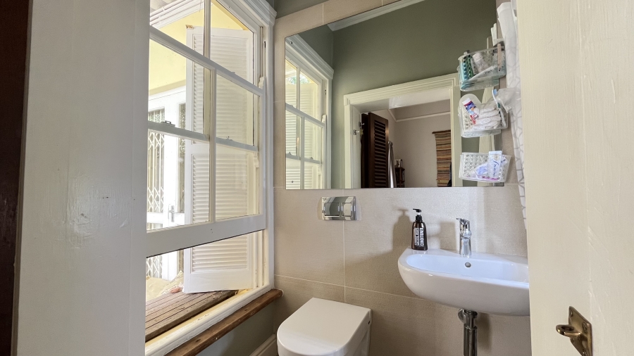 2 Bedroom Property for Sale in Seaforth Western Cape